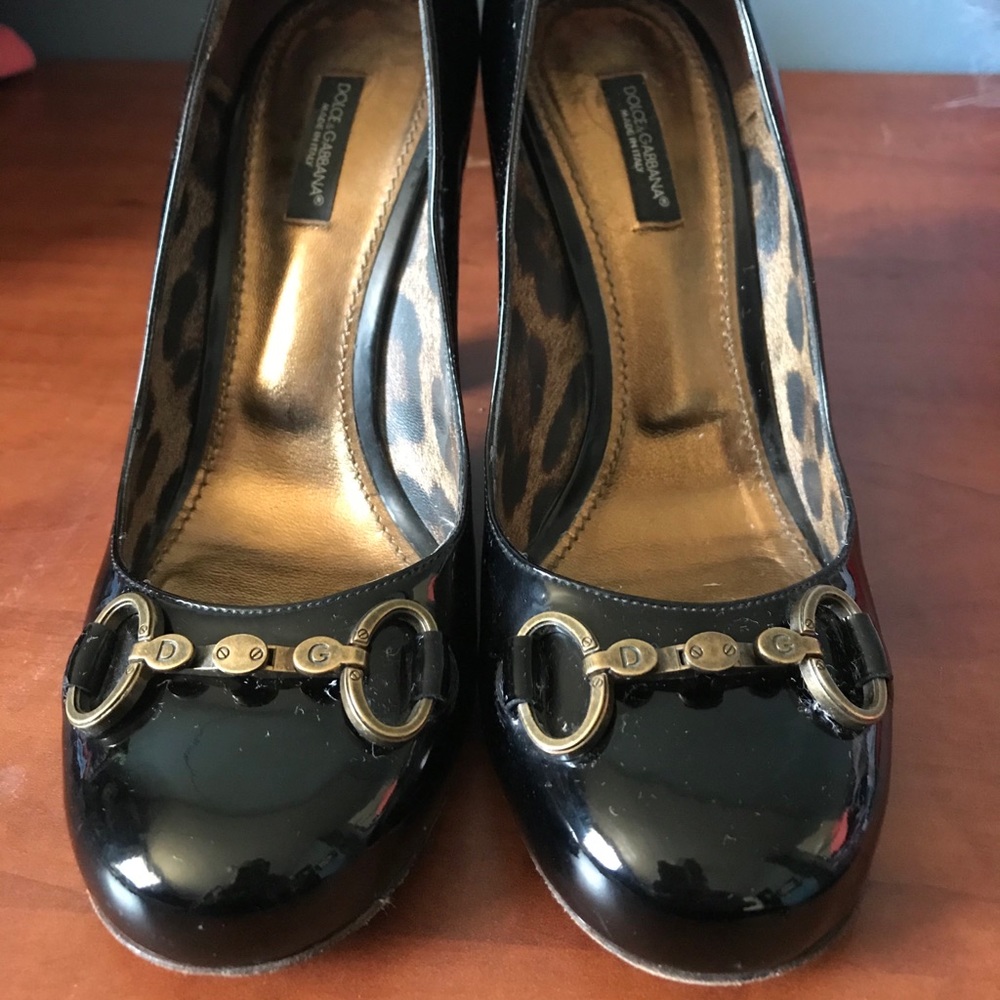 Heels - Picture 2 of 4